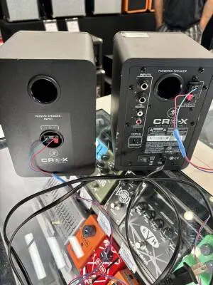 Mackie - CR3-X (PAIR) 2