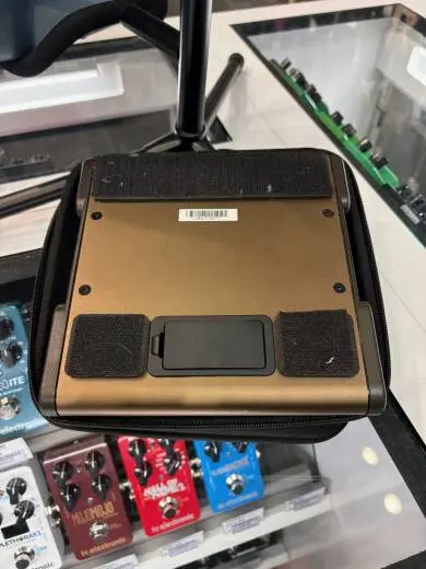 L.R Baggs - LR-VENUEDI 2