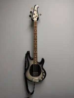 Sterling by Music Man - RAY34SVB