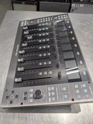 Solid State Logic - SSL UF8 2
