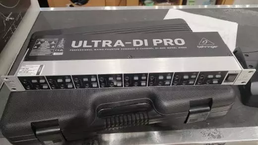 Behringer - DI800