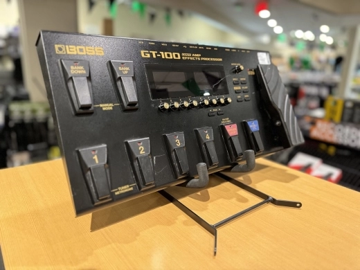 BOSS - GT-100 Guitar Effects 2