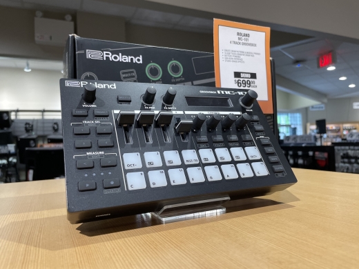 Roland - MC-101 (OPEN BOX)