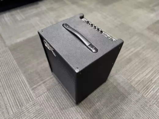 Gallien-Krueger 100w 1x10 Ultralight Combo MKII 2