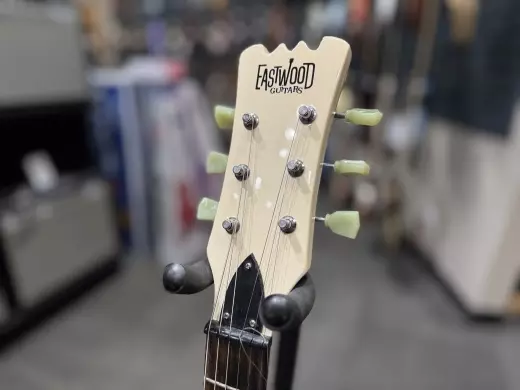 Eastwood High Flyer Electric Guitar 3