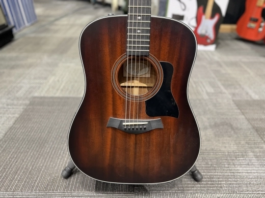 Taylor Guitars - 320E STD 2
