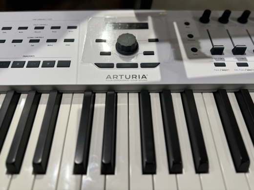 Arturia KEYLAB 88 MKII Weighted Keyboard MIDI Controller 2