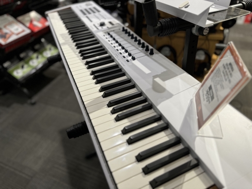 Arturia KEYLAB 88 MKII Weighted Keyboard MIDI Controller 3