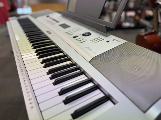 Gear Hunter | YAMAHA DGX230 PORTABLE GRAND SERIES