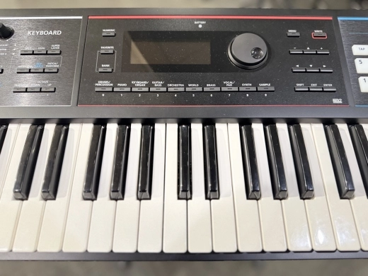 Roland Juno DS 61 Keyboard 2