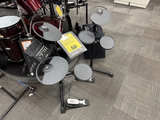 Yamaha DTX402K Electronic Drum Kit 2