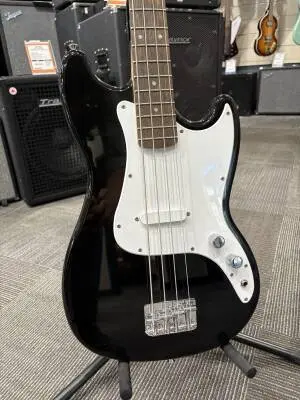 Squier Sonic Bronco Bass, Laurel Fingerboard - Black 2