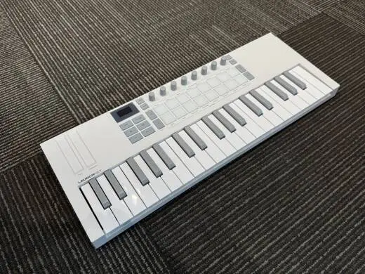 Novation - MINI 37 MK4 WH 2