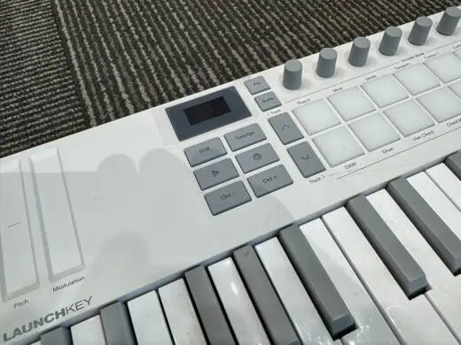 Novation - MINI 37 MK4 WH 2