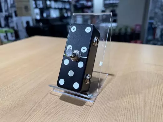 Land Devices Domino Analogue Octave Pedal 2