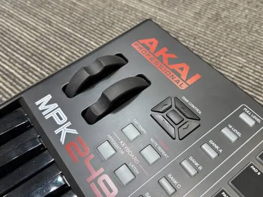 Akai - MPK249BLACK 2