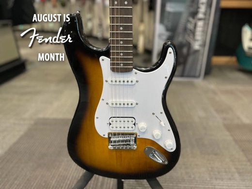 FENDER MONTH - SQUIER BULLET STRAT HT HSS