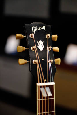 Gibson J-185 Vintage 3