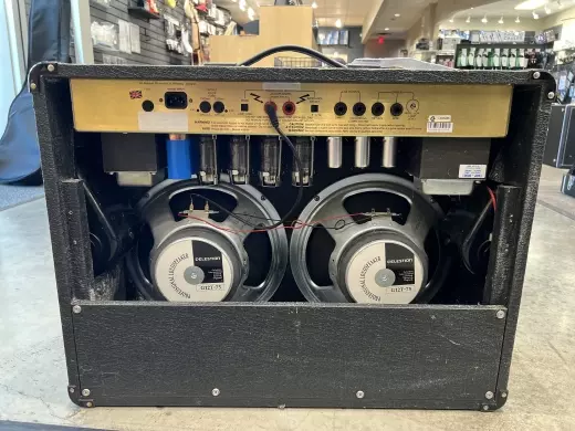 MARSHALL JCM900 2