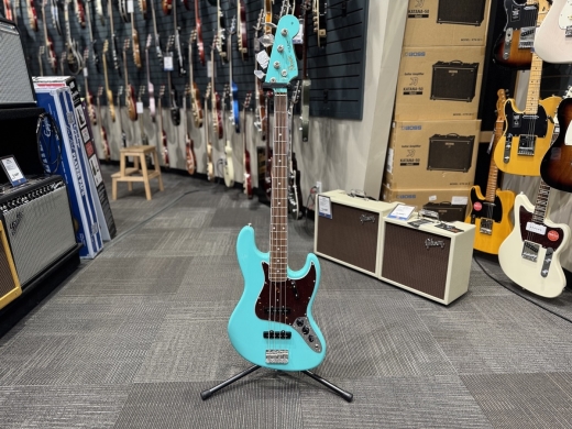 Fender AV II 66 J Bass Seafoam Green