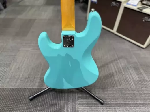 Fender AV II 66 J Bass Seafoam Green 8