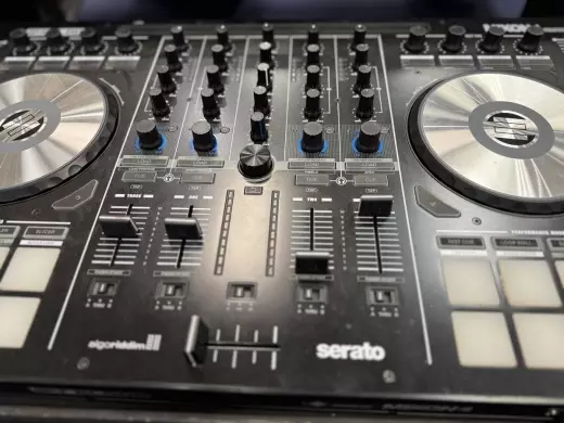 Reloop 4 Channel Serato DJ Controller 3