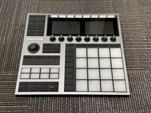 Native Instruments - MASCHINE PLUS