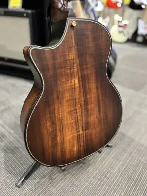 Taylor Guitars - B.E. K24CE V1 2