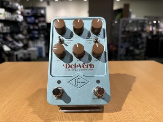Universal Audio Del-Verb Ambience Pedal 2
