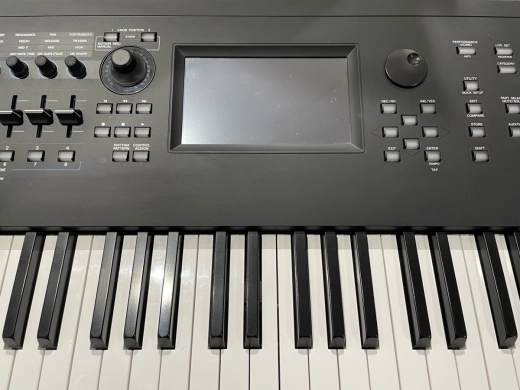 Yamaha - MODX8 2