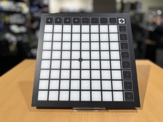 Novation LAUNCHPAD X 64 Button Grid Controller 2