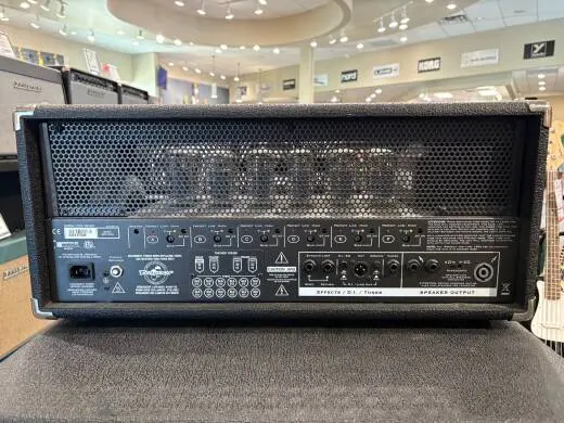 Traynor 300 Watt All-Tube Bass Head 2