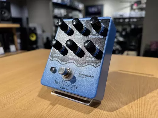 Earthquaker Sea Machine V3 Mega Chorus Guitar Pedal