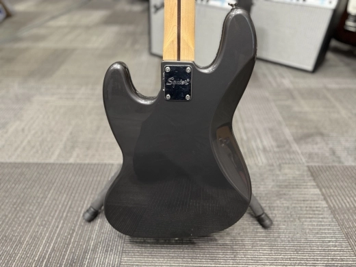 FENDER MONTH: Squier Affinity J-Bass Charcoal Frost 5
