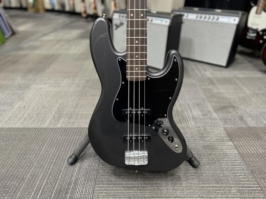 FENDER MONTH: Squier Affinity J-Bass Charcoal Frost 2