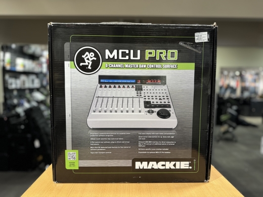 DTM・DAW MACKIE CONTROL UNIVERSAL Mackie MCU Pro 8-channel Control Surface with USB : Amazon