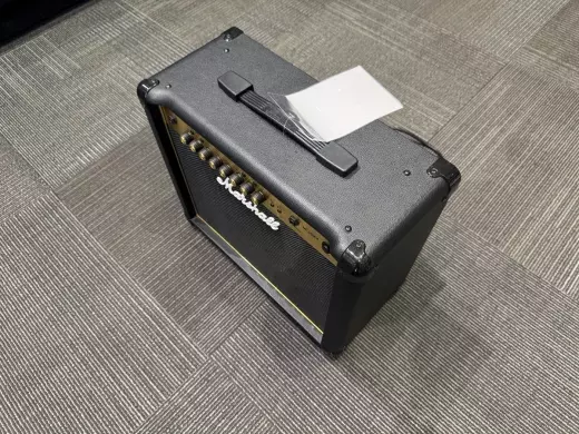 Marshall MG30GFX Guitar Amplifier 2