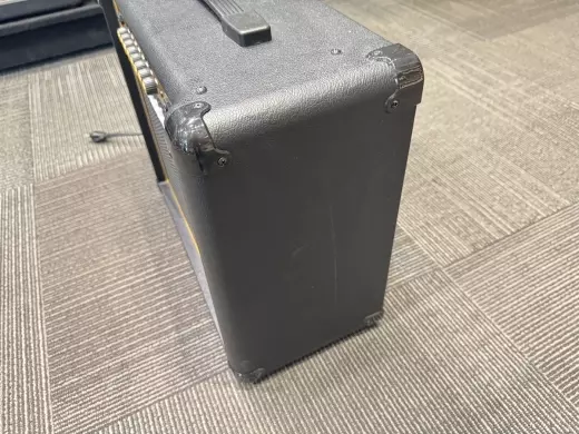 Marshall MG30GFX Guitar Amplifier 2