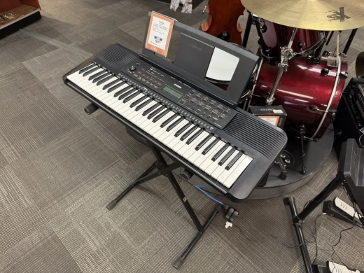 Yamaha PSRE273 Portable Keyboard