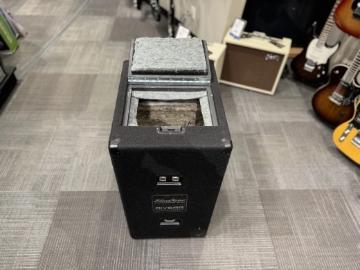 RIVERA SILENT ISOLATION RECORDING CAB V30 2