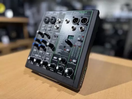 Mackie 6ch Pro Mixer With Effects And USB 3