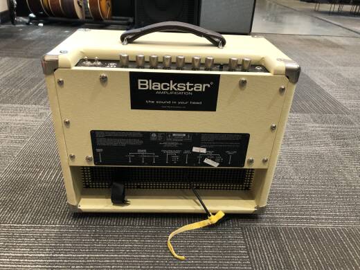 Blackstar HT-5R 2