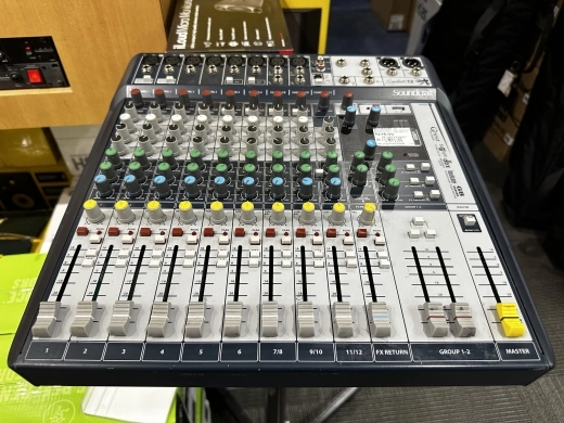 Soundcraft - SIGNATURE 12