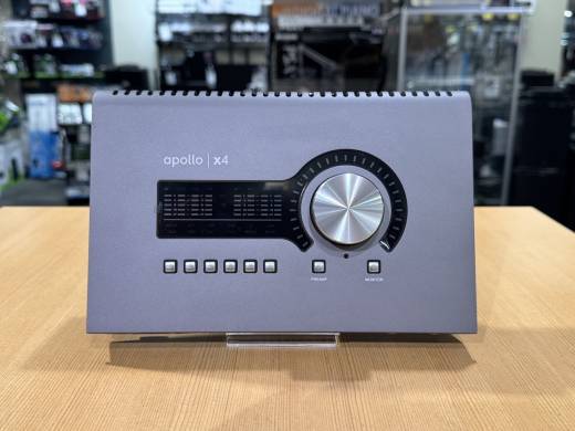 Universal Audio Apollo X4 Heritage Edition - Desktop 12x18