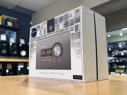 Universal Audio UA-APX4/HE - Display Model 2