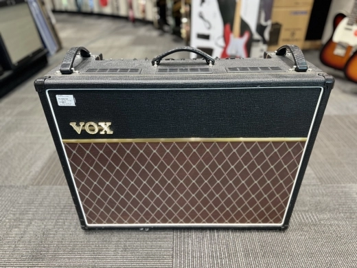 VOX AC30C2 GUTIAR AMPLIFIER