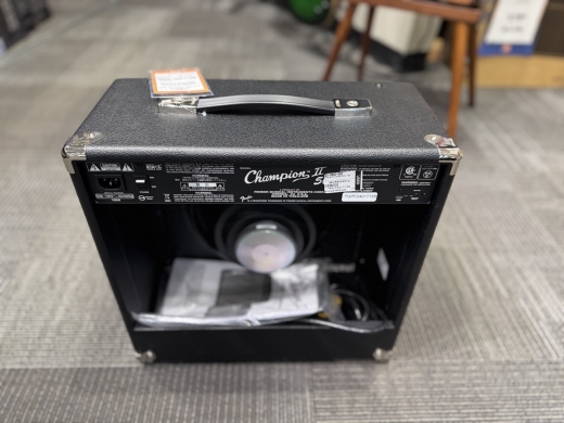 Store Special Product - Fender Champion II Guitar Amp