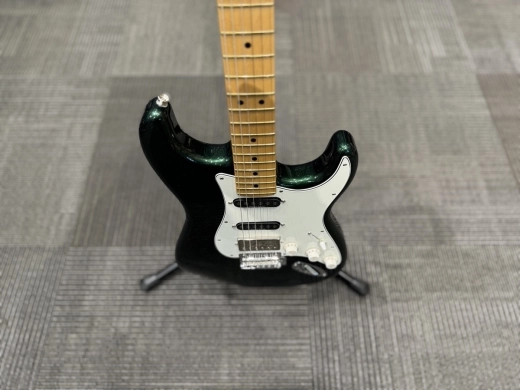 FENDER DE PLAYER STRAT HSS MN BRITISH RACING GREEN 2