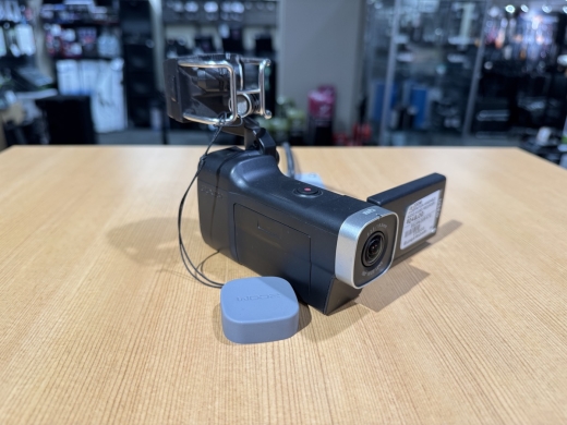 Zoom Q8 Hi-definition Handheld Audio/ Video Recorder