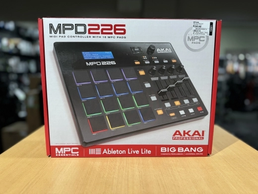 Akai MPD226 USB Pad Control Unit 3